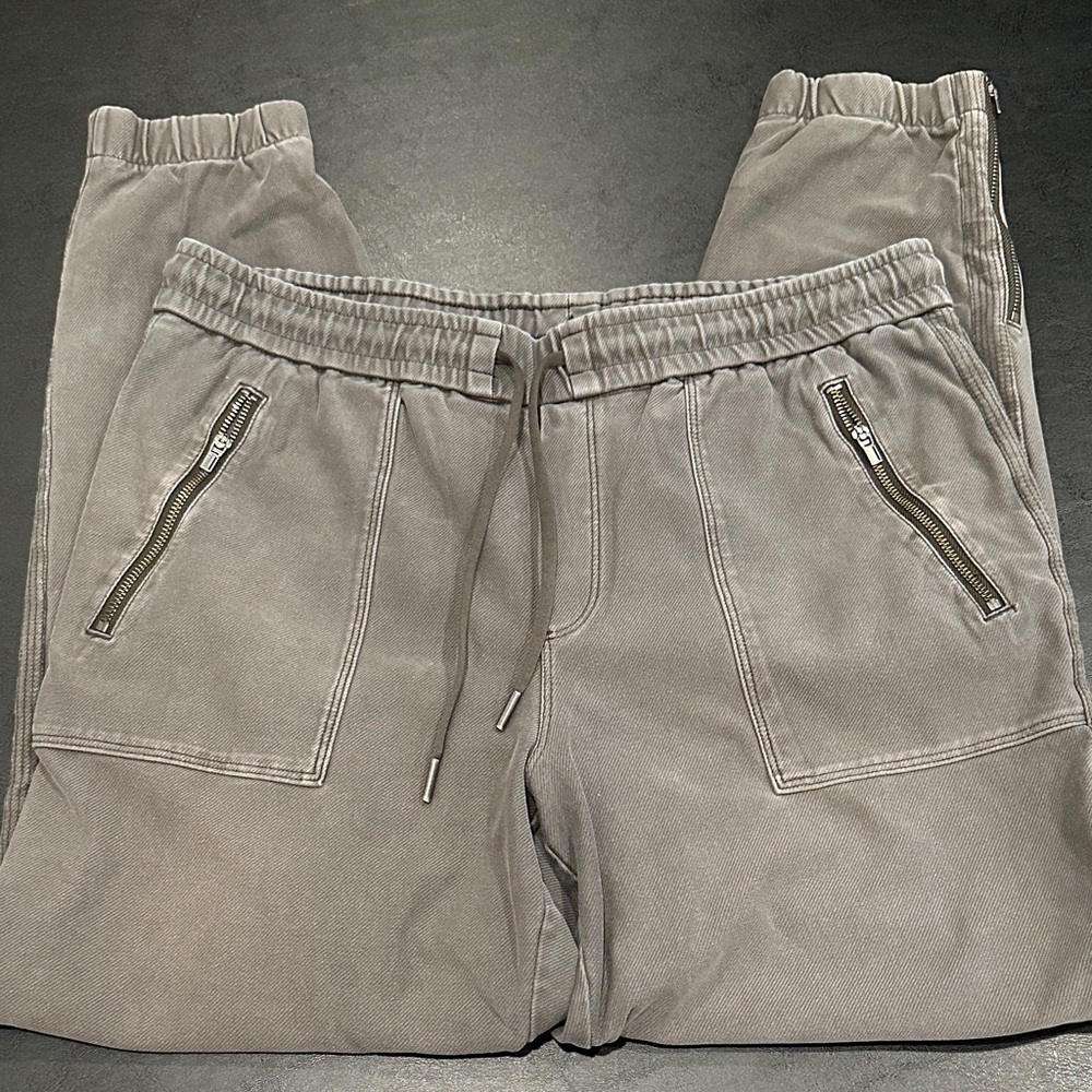Athleta Women's Gray Joggers with Zippered Pockets